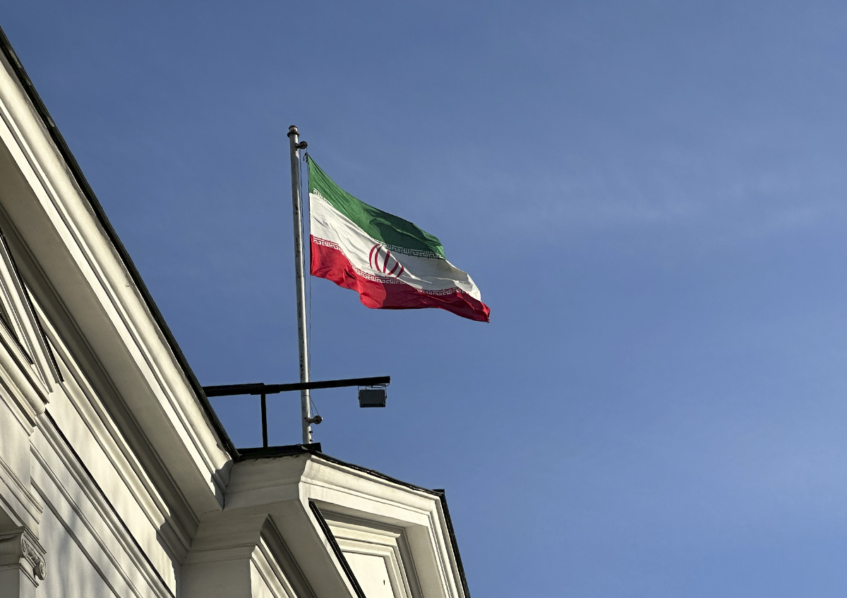 Почему Трамп решил не наносить новые удары по инфраструктуре Ирана