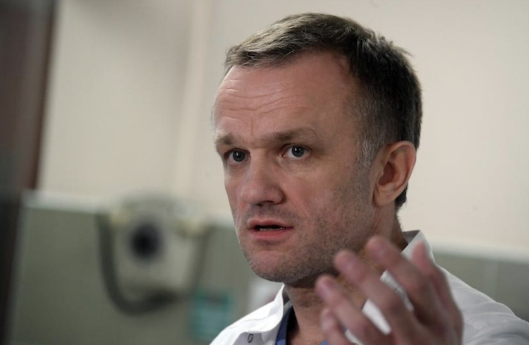 Доктор Валерий Вечорко назвал ситуацию с коронавирусом в Москве сложной, но контролируемой