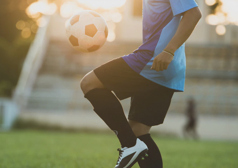 Губернаторов, мэров и депутатов предложили отправить играть в футбол с молодёжью 
