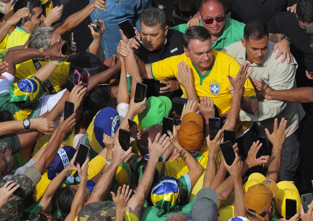 Бывший президент Бразилии собрал многотысячные митинги в свою поддержку