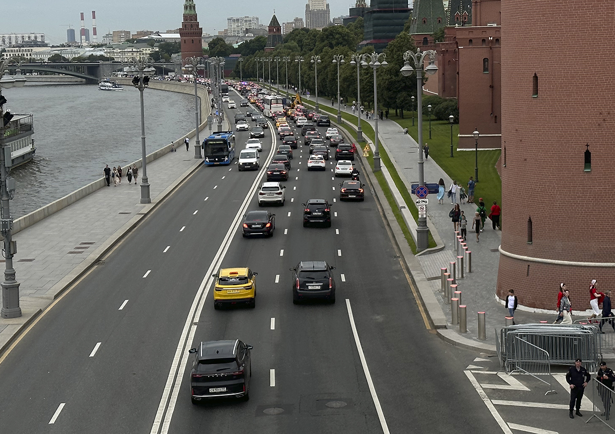 Автоэксперт Кадаков рассказал, как сварка кузовов в РФ повлияет на цены