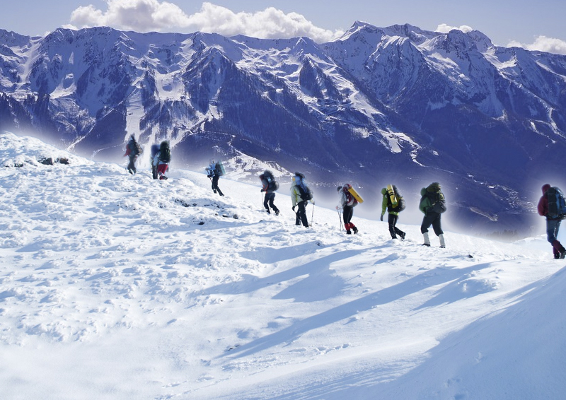 Поставить на лыжи всю страну: эксперты рассказали о перспективах горного туризма в России