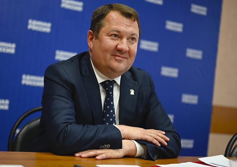Почему рейтинг Максима Егорова среди губернаторов упал почти вдвое?