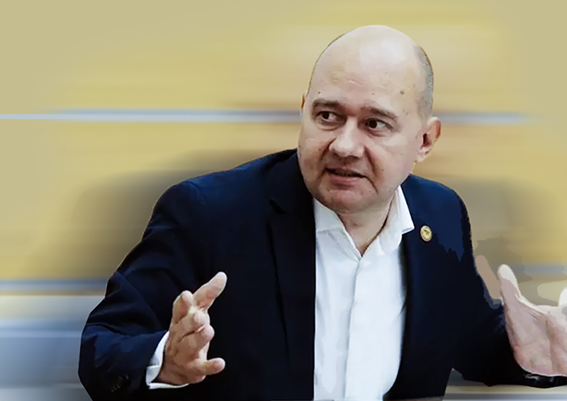 «Посоветовался с семьей и добровольцами»: координатор «ЛизаАлерт» Олег Леонов идет в Госдуму как независимый кандидат 