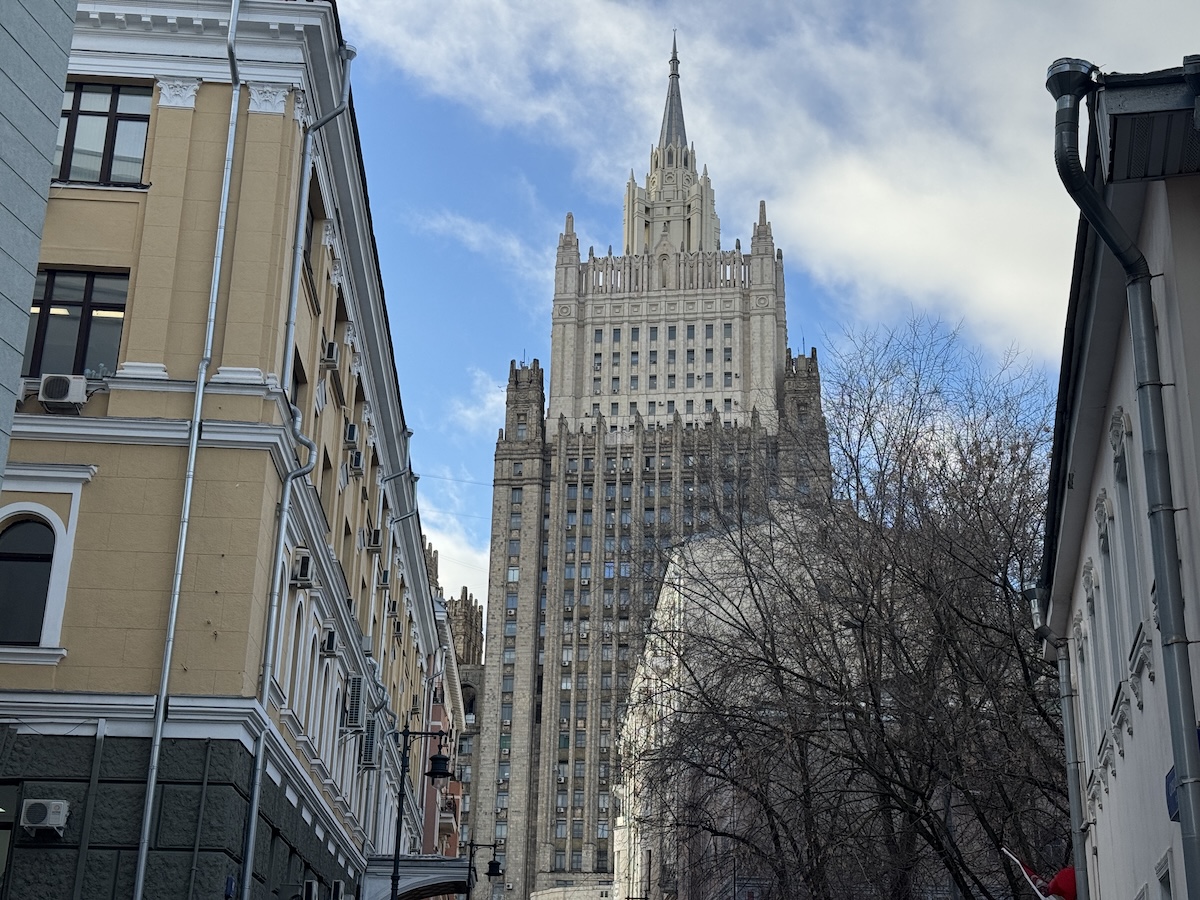 Член СПЧ Брод предложил усилить правовую защиту соотечественников за рубежом