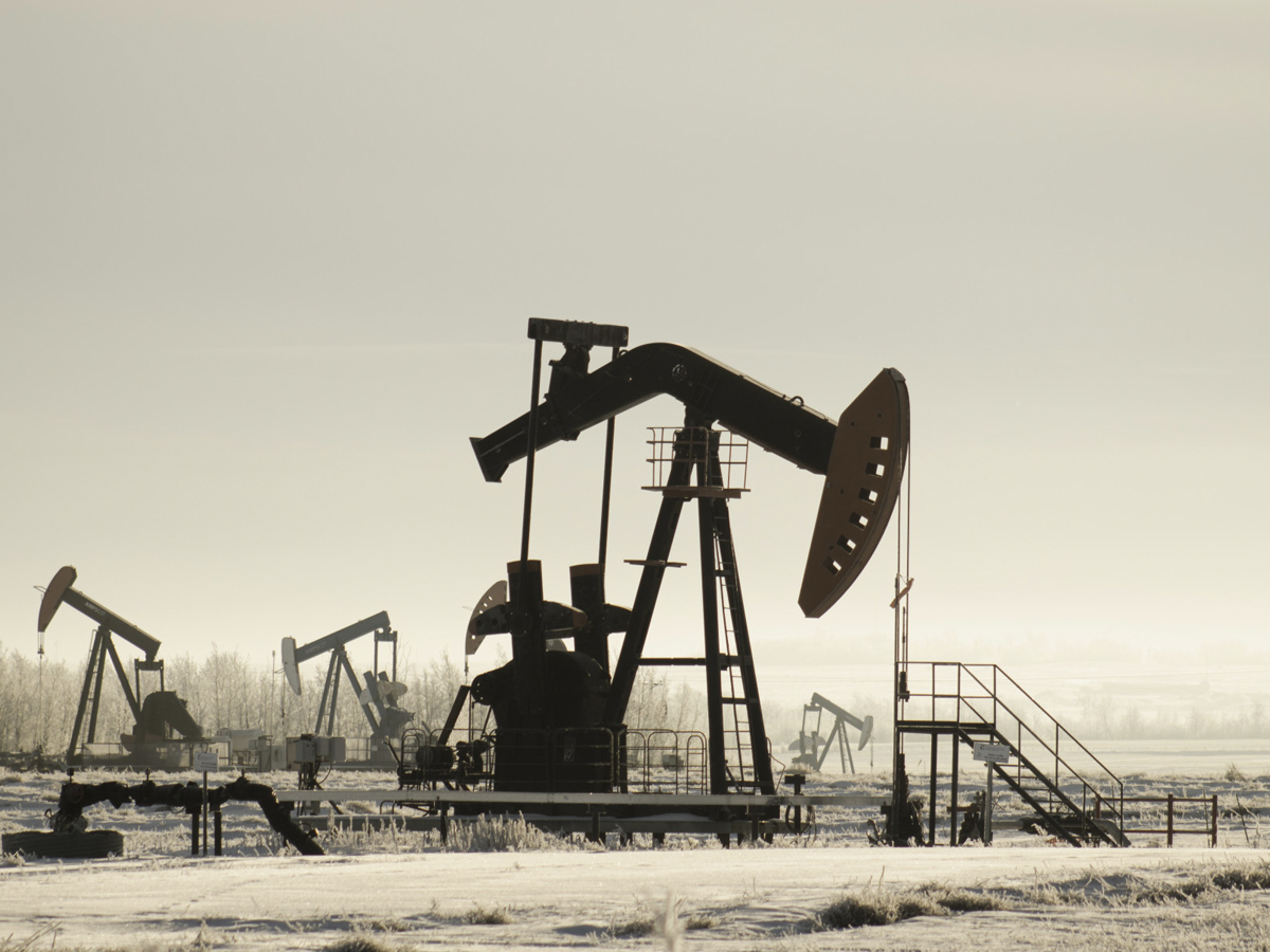 Нефтяной рынок берет паузу для переоценки рисков