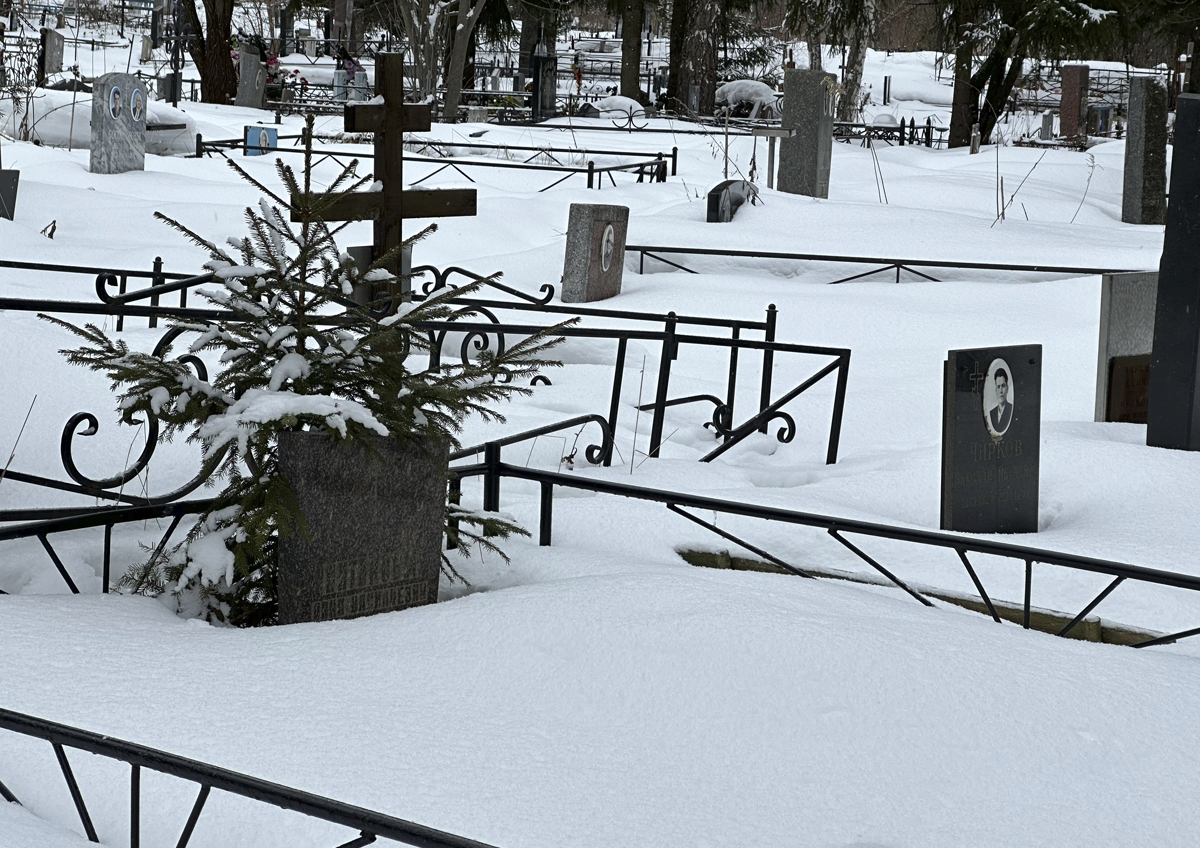 Жителям Подмосковья рассказали об организации похорон в новогодние праздники